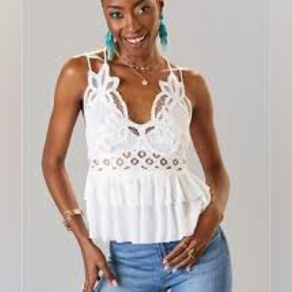 NWT Francesca’s Kelcie Bralette Babydoll Tank, size S